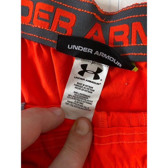 Boys XL Shorts Under Armour Orange Athletic Pockets Lightweight Cargo - Picture 8 of 10